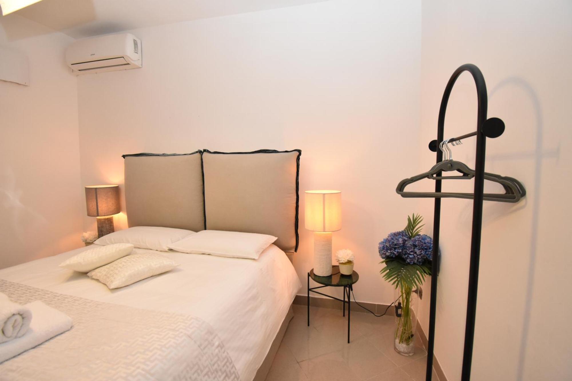 Diasof Apartments Рим Екстериор снимка